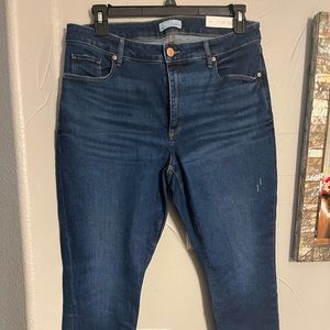 NWT size 14 or 32 Curvy jeans